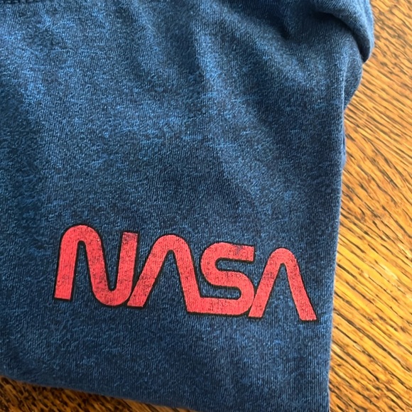 NASA Fifth Sun T Shirt Long Sleeve L Blue Mens Astronaut Space Shuttle Crew Neck - Picture 11 of 16